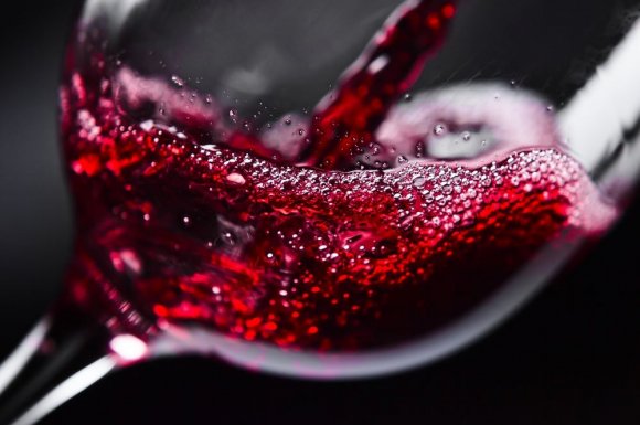 Commande et livraison du vin rouge BIO - Ambérieu-en-Bugey - CAVE DES COPAINS